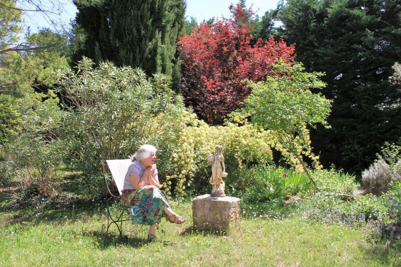 Gite Derriere Les Oliviers -Le Mas De La Cigale Bleue Caumont-sur-Durance Exteriér fotografie